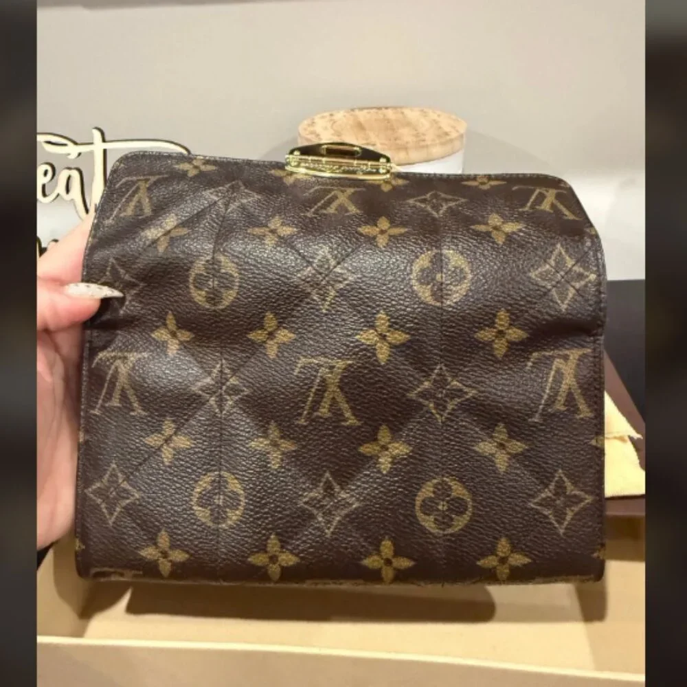 ‼️SALE‼️ Louis Vuitton | Monogram Sarah Etoille, Wallet w/Box & Dusty - Picture 5 of 5